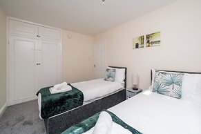 Redhill Retreat - Cozy 2 Bedroom Apartment