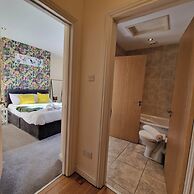 Kenilworth Modern Apartment With 2 Bedrooms