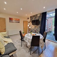 Kenilworth Modern Apartment With 2 Bedrooms