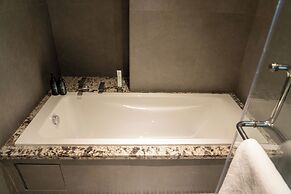 Ramada Encore By Wyndham Bhiwadi Phool Bagh Chowk