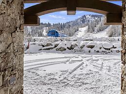 Apex Lodge Sol-12011