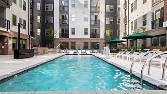 Foster On The Park Apartment By Barsala