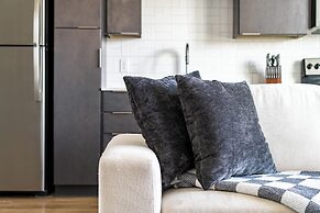 Foster On The Park Apartment By Barsala