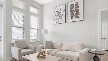 Foster On The Park Apartment By Barsala