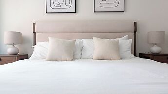 275 On The Park - Senate Apartments By Barsala