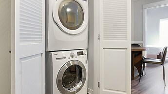 Barsala At 9 On Canal