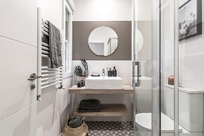 Marbore - 4 Bedrooms Apartment in Trafalgar