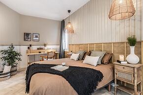 Marbore - 4 Bedrooms Apartment in Trafalgar