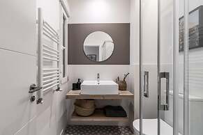 Ojen - 4 Bedrooms in Trafalgar