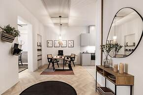 Baquo - 4 Bedrooms in Malasa a