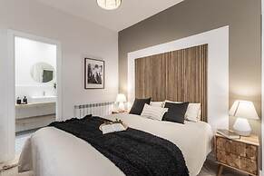 Sevilla - 4 Bedrooms in Trafalgar