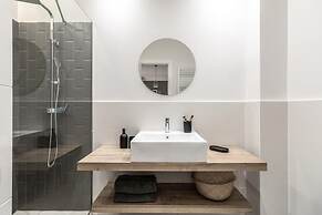 Sevilla - 4 Bedrooms in Trafalgar