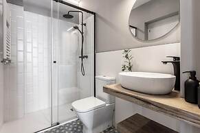 Anayet - 4 Bedrooms Apartment in Malasa a