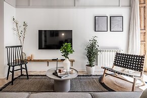 Anayet - 4 Bedrooms Apartment in Malasa a