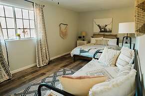 Serene Family Retreat With Hottub by Casa Oso