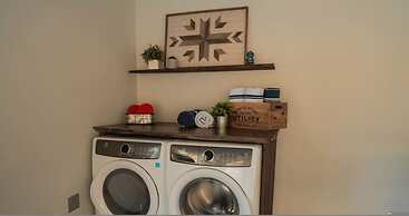 Serene Family Retreat With Hottub by Casa Oso