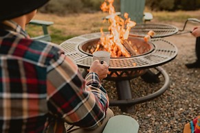 Scenic View Yosemite Cabin With Hottub by Casa Oso