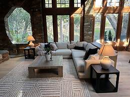 Luxury Casa Oso Retreat 2houses Hottub BBQ 43acres