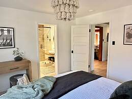 Luxury Casa Oso Retreat 2houses Hottub BBQ 43acres