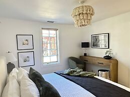 Luxury Casa Oso Retreat 2houses Hottub BBQ 43acres