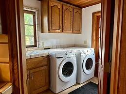 Luxury Casa Oso Retreat 2houses Hottub BBQ 43acres