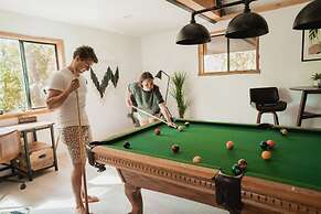 Luxury Casa Oso Retreat 2houses Hottub BBQ 43acres