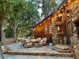 Luxury Casa Oso Retreat 2houses Hottub BBQ 43acres