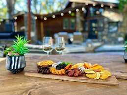 Luxury Casa Oso Retreat 2houses Hottub BBQ 43acres