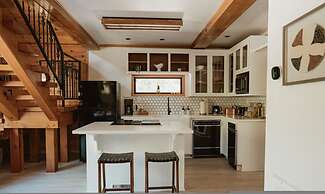 Luxury Casa Oso Retreat 2houses Hottub BBQ 43acres