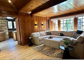 Luxury Casa Oso Retreat 2houses Hottub BBQ 43acres