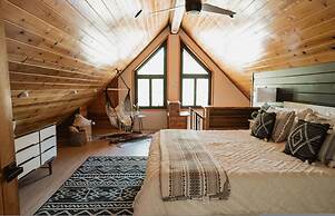 Romantic Forest Loversnest by Casa Oso