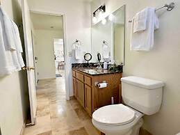 Yosemite Adventure Great Location Condo by Casaoso