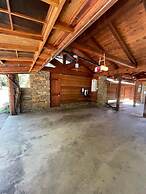 Luxury Nature Getaway Stonehouse by Casa Oso