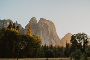 Secluded Mountain Retreat Near Yosemite