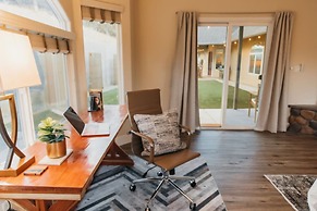 Secluded Mountain Retreat Near Yosemite