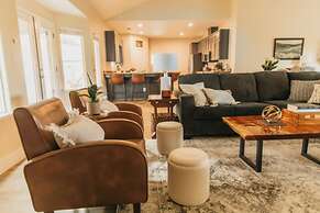 Secluded Mountain Retreat Near Yosemite