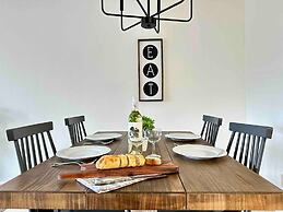 Yosemite Expedition Great Location by Casaoso