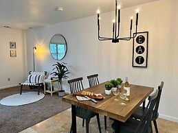 Yosemite Expedition Great Location by Casaoso