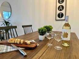 Yosemite Expedition Great Location by Casaoso