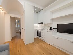 Isola-Garibaldi newly renovated 1 br by Rentopolis