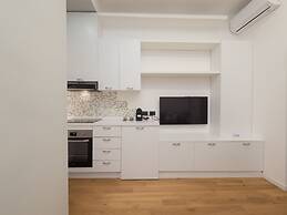 Isola-Garibaldi newly renovated 1 br by Rentopolis