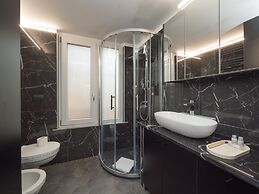 Isola-Garibaldi newly renovated 1 br by Rentopolis