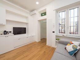 Isola-Garibaldi newly renovated 1 br by Rentopolis