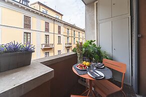 Modern Split Level Apartment
