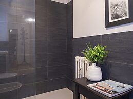 Modern Split Level Apartment