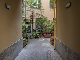Modern Split Level Apartment