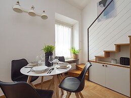 Modern Split Level Apartment
