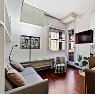 Modern Split Level Apartment