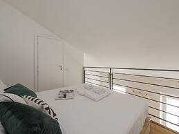 Modern Split Level Apartment