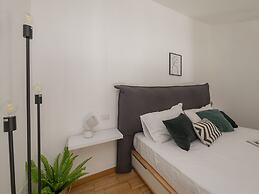 Modern Split Level Apartment